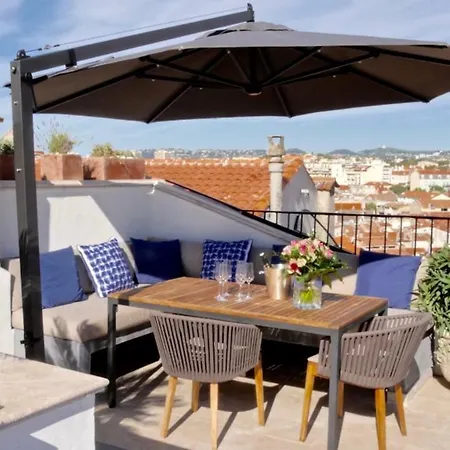 Maison De La Tour Βίλα *