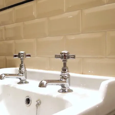 Maison De La Tour ヴィラ アンティーブ